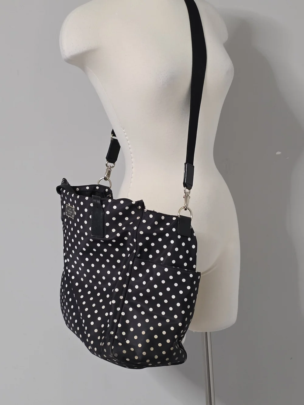 kate spade Black and White Polka Dot Baby Bag Tote Diaper Bag Needs Repair*